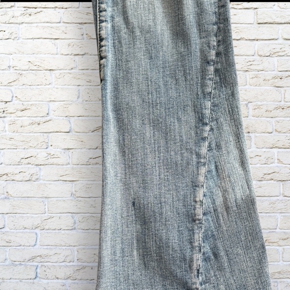 Vigoss The Atlanta Flare Distressed Jeans - Size 7 - Picture 6 of 9